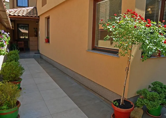 Old Linden House 公寓