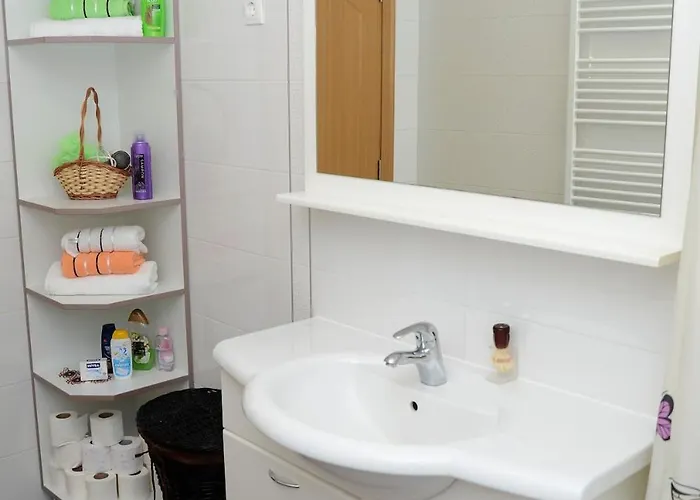 Apartment Old Linden House